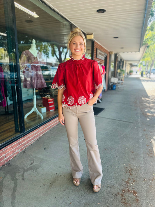 Brick Scalloped Trim Top