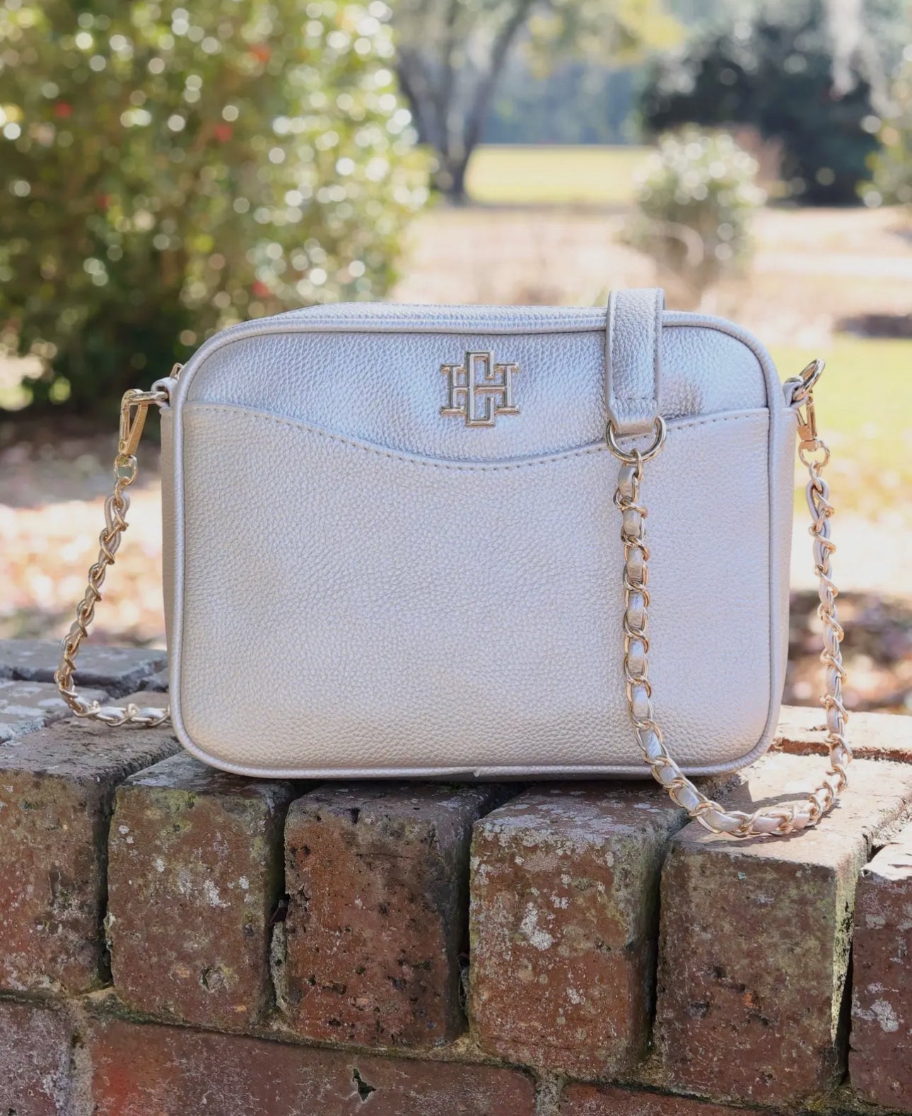 Fiona Crossbody Pearl Pocketbook