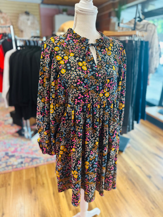 Black floral short dress