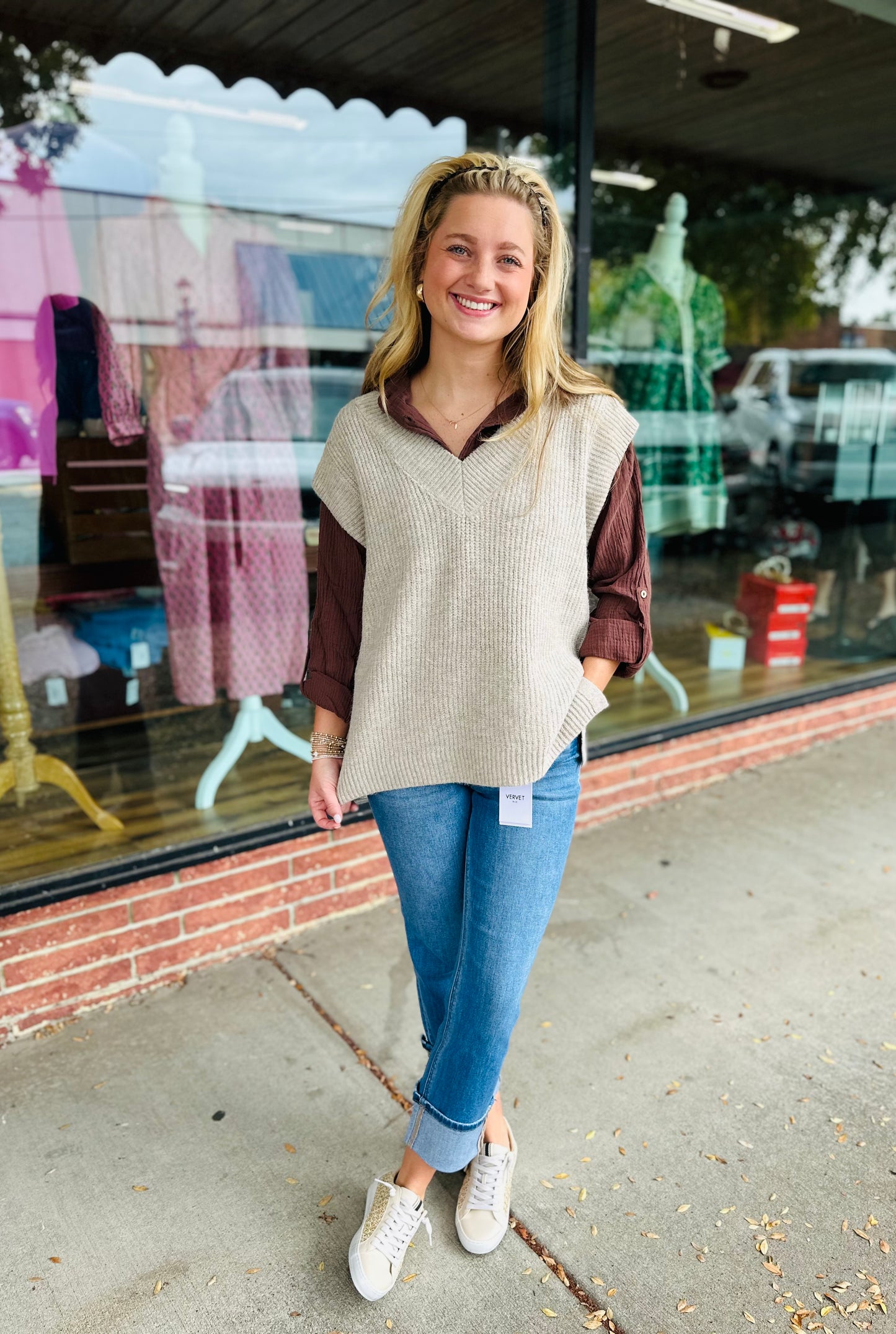 Vneck Slvless Sweater Vest