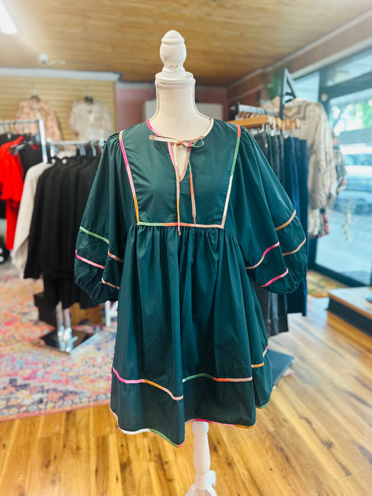 Pine color piping dress