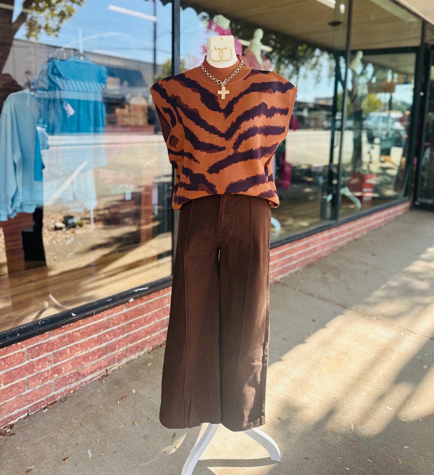 Sleeveless Camel Mock Neck