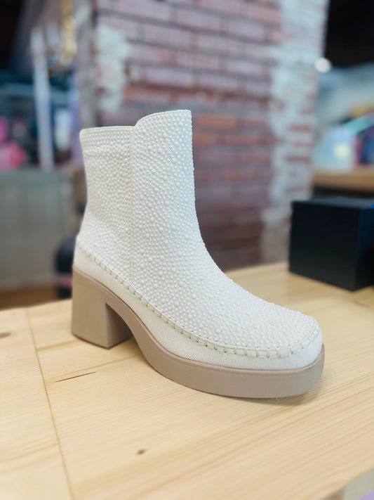 Studded Back Zipper Shoes- Cream