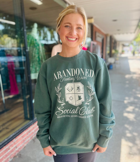 Abandoned Hunting Wife Sweatshirt