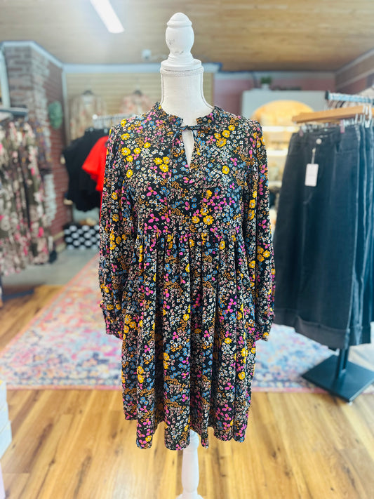 Black floral short dress