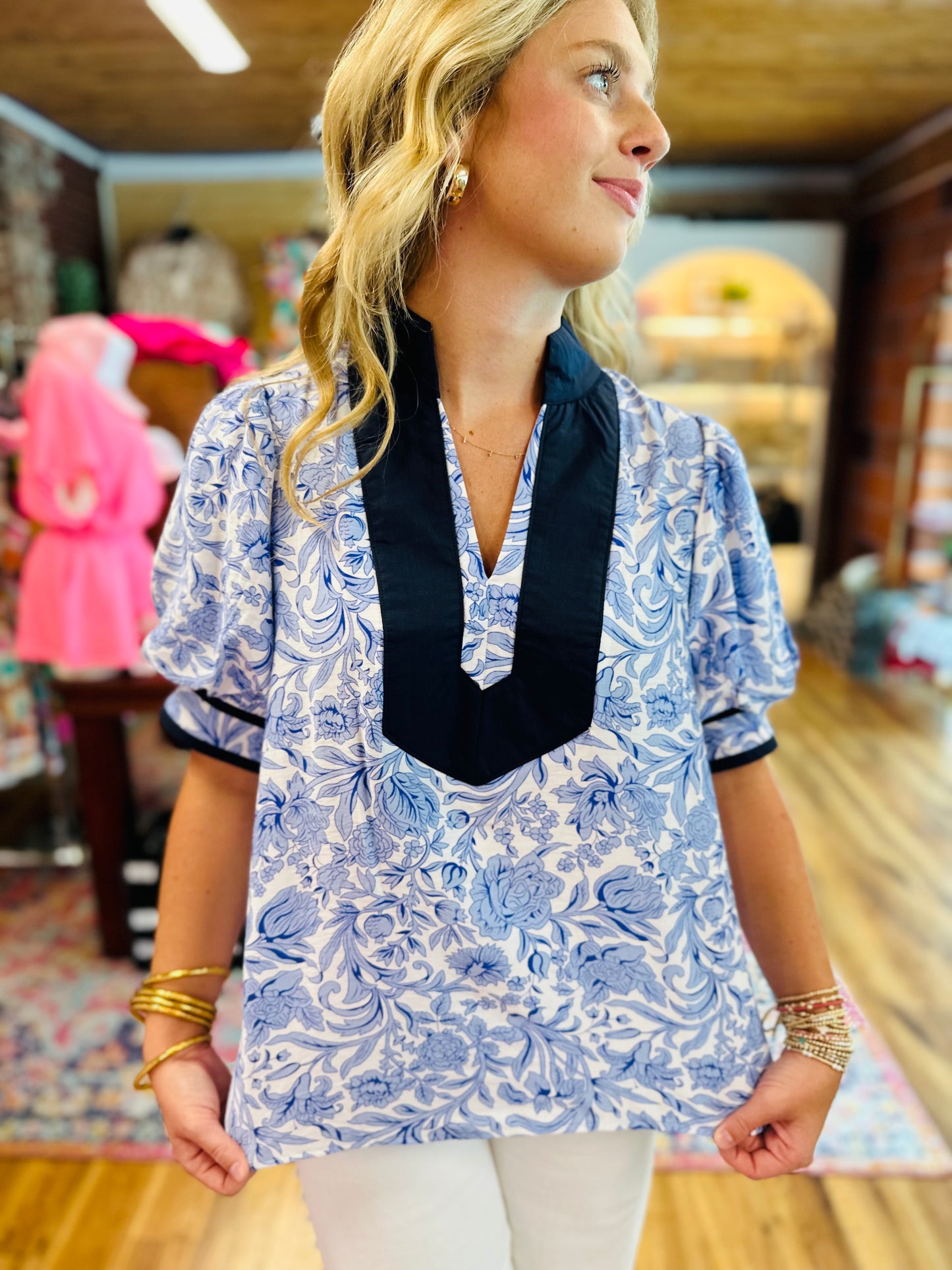 Floral Pattern Trim Collar Top